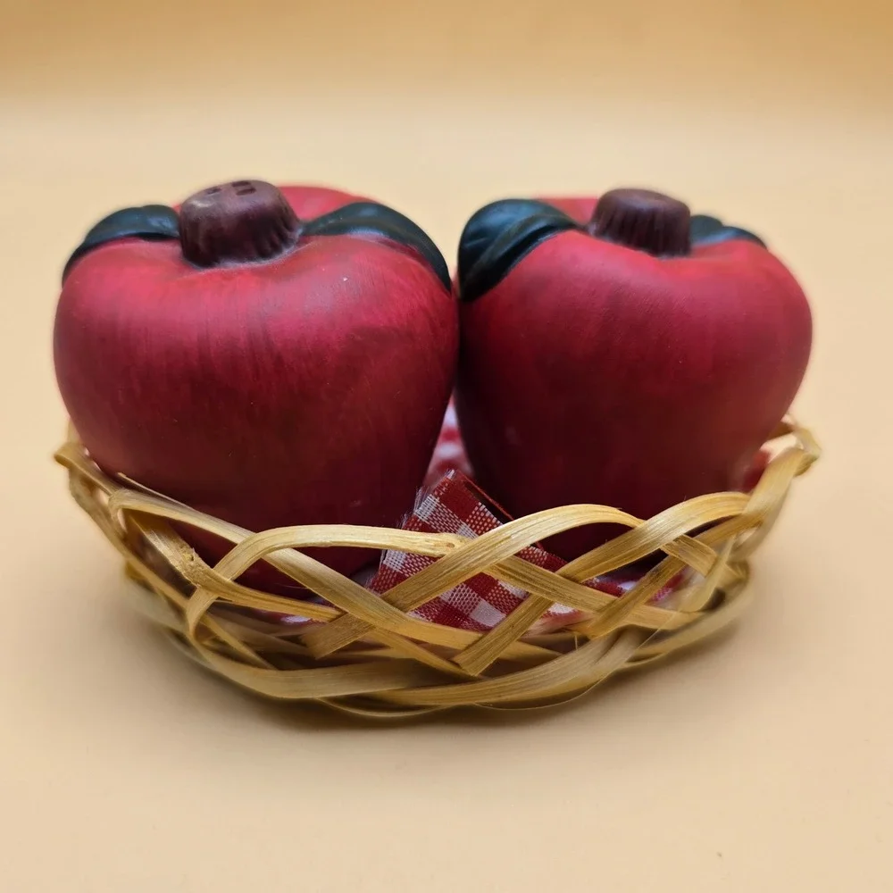 Red Apple‎ Salt and Pepper Shakers with Basket Ceramic Kitchen Decor Set